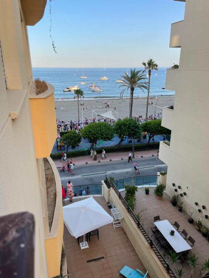 La Rada beach Estepona centro Exterior foto