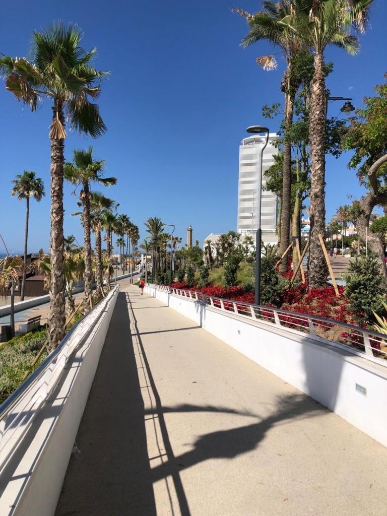 La Rada beach Estepona centro Exterior foto