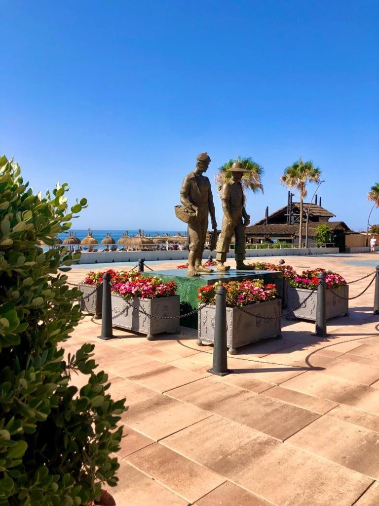 La Rada beach Estepona centro Exterior foto