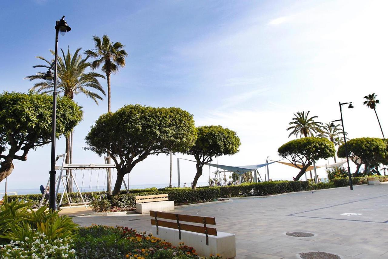 La Rada beach Estepona centro Exterior foto